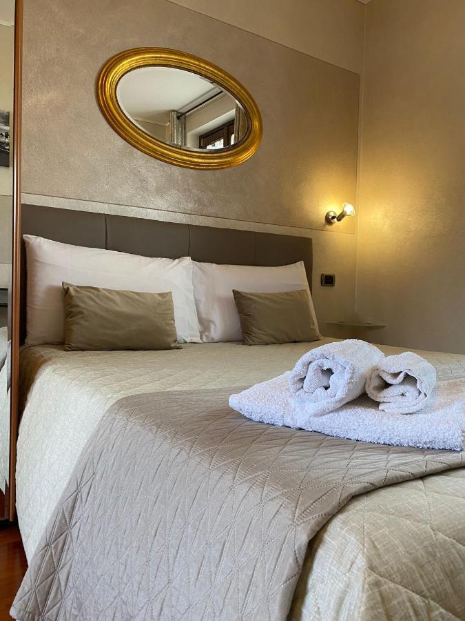 Villa Laura B&B Fossano Exterior photo